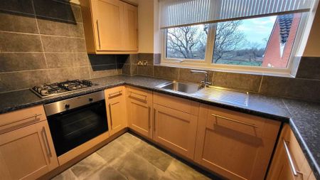 2 bedroom apartment to rent - Photo 5