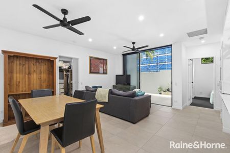 104/24 Augustus Street, Toowong, QLD 4066 - Photo 3