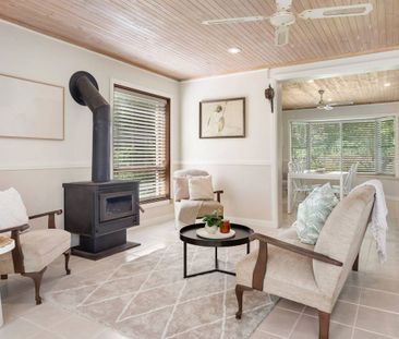 Tranquil Hinterland Retreat - Spacious, Stylish, and Serene! - Photo 6