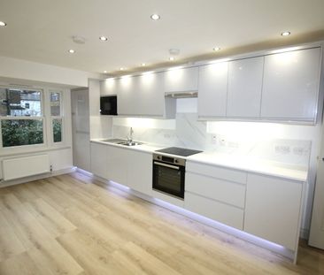 2 Bed Flat, Coningham Mews, W12 - Photo 6