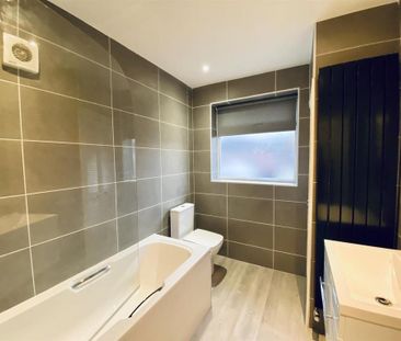 2 bedroom terraced house to rent - Photo 6