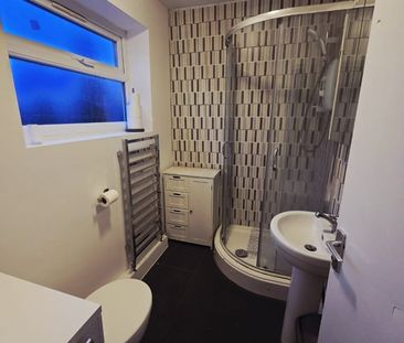 Room in a Shared House, Small Heath, B10 - Photo 2