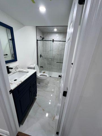 For Lease - 154 Bristol Road, Mississauga, Ontario - Photo 3