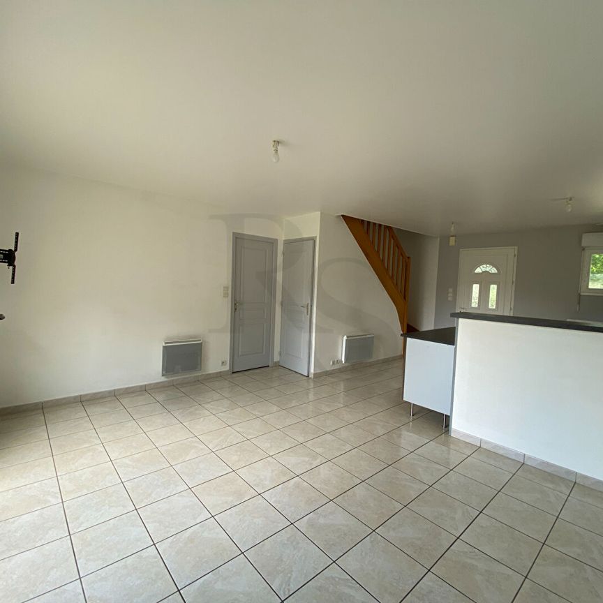 LE CHATELLIER : maison 4 pièces (98 m²) en location, - Photo 1