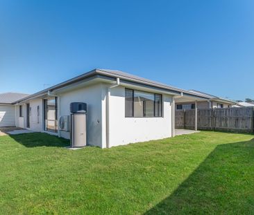 Spacious 4-Bedroom Family Home in Prime Holmview Location - Photo 1