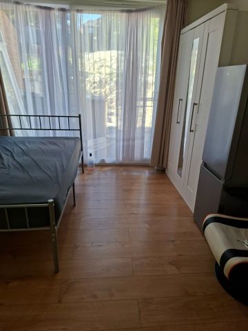 Room in a Shared House, Seymour Road Luton, LU1 - Photo 2