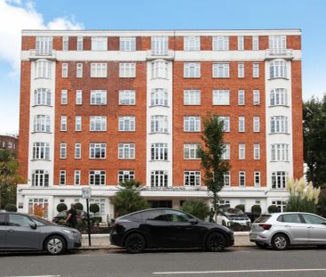 2 bedroom flat in 33 Grove End Road - Photo 1