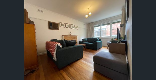 LOVELY 3 BEDROOM HOME - Photo 1