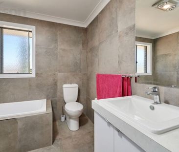 1/20 St Pauls Place Gobbagombalin NSW - Photo 4