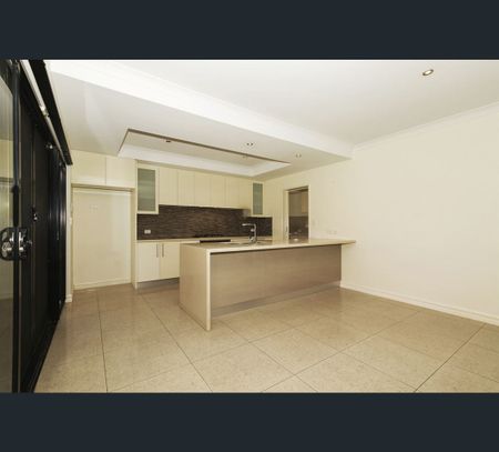 27A Frederick Road, Hamilton Hill, WA 6163 - Photo 5