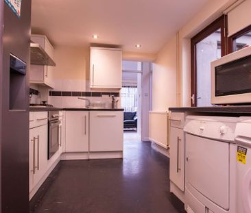 Unbeatable location! - Photo 3