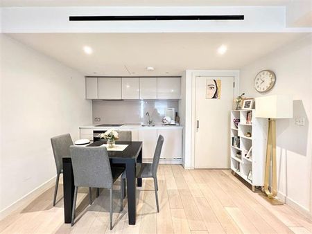 Apartment , Albion Court, Albion Place, London - Photo 5