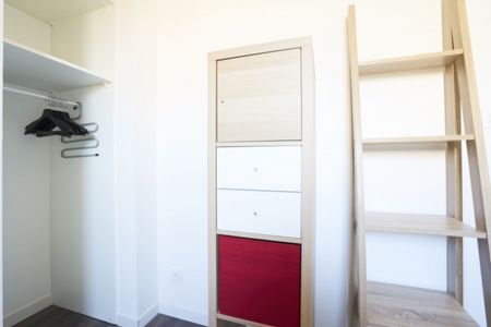 EDOUARD VAILLANT Roommate 5 Bedrooms at Lille - Photo 2