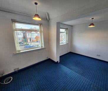 Worlds End Lane, Quinton, Birmingham, B32 1JX - Photo 1