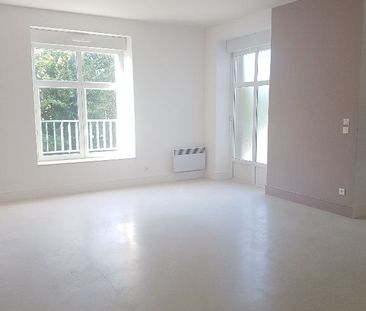 A LOUER Appartement 2 PIECES 50000 Saint-Lô 1 chambre 51.40m² - Photo 2