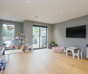 5 bedroom detached house to rent - Photo 5