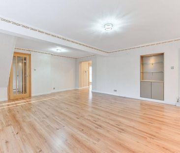 4 bedroom detached house to rent - Photo 4