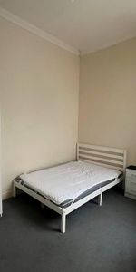1 bedroom ground floor flat to rent - Photo 3