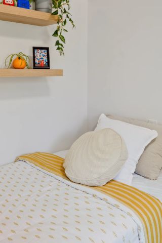 Urban Twin 03 - Photo 5