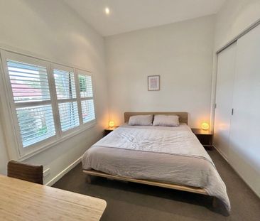 STYLISH TWO BEDROOM HOME IN THE PERFECT LOCATION - Photo 3