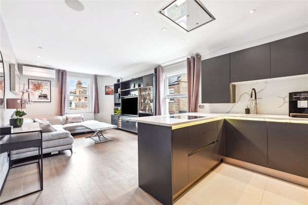 Franciscan Road, SW17, London - Photo 1