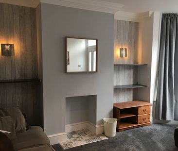 4 Bed Terraced House, Pinner Road, S11 - Photo 1