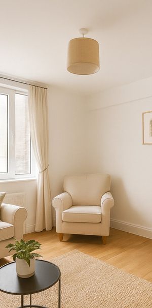 1 Bedroom Apartment, Sloane Avenue, London - Photo 1