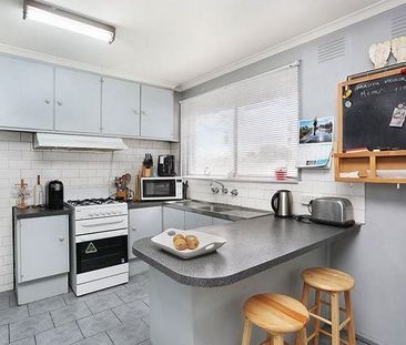 Charming 3-Bedroom Home in Epping - Photo 6