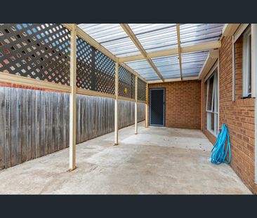 12 Dunraven Court, Sydenham, Vic 3037 - Photo 3