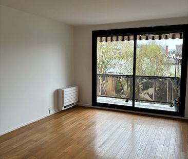 Location Appartement 3 pièces 62m² ST MAUR DES FOSSES 94100 - Photo 1