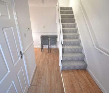 Heroes Walk, Reading, RG2 - Photo 2