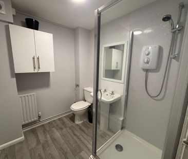 2 Albert Square, NG7 2FH, NOTTINGHAM - Photo 5