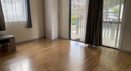 Te Atatu south - 1 bedroom - Photo 2