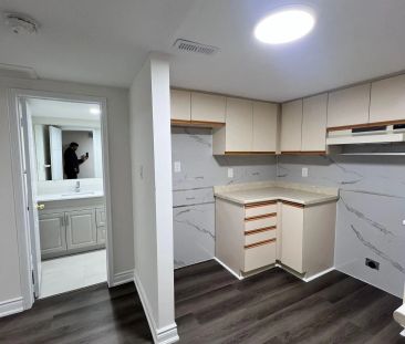 24 BILLINGSLEY Court #BASEMENT - Photo 4