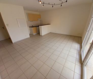 Location Appartement 2 pièces 41m² RODEZ 12000 - Photo 3