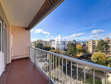 Location Appartement 4 pièces 92m² HOENHEIM 67800 - Photo 4