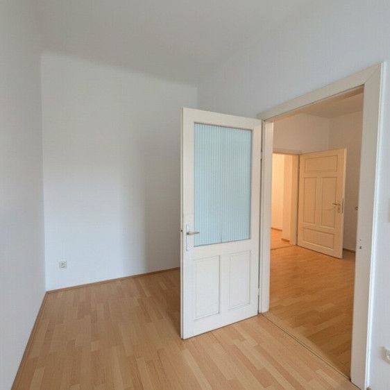 Lifestyle & Natur: Gemütliche 2-Zimmer-Wohnung direkt beim Bad „Auster“ & Schloss Eggenberg! - Foto 1