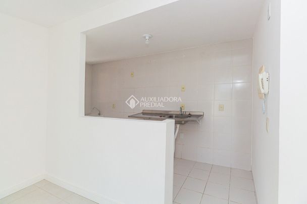 Apartamento com 3 quartos e 69m² para alugar em Vila Ipiranga, Porto Alegre. - Foto 1