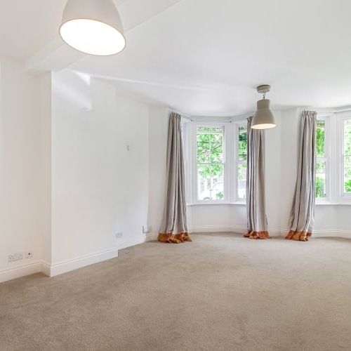 Kingston Road, Jericho - Photo 1