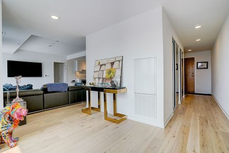 For Lease - 8 Beverley Glen Boulevard Unit# 712, Vaughan, Ontario - Photo 4