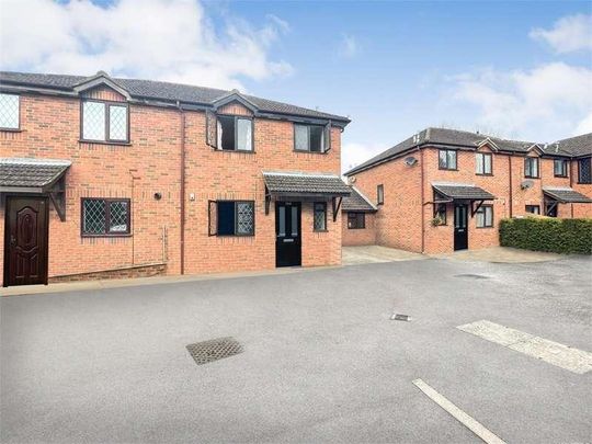 Blumfield Court, Burnham, SL1 - Photo 1