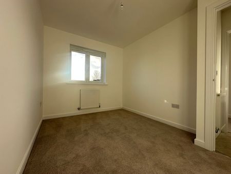 21 Whitebeam Way, ST17 4GG - Photo 4