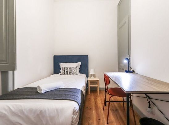 Rua Tenente Ferreira Durão, Lisbon, Lisbon 1350-315 - Photo 1