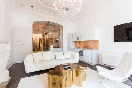 With a view to the St. Stephen Basilica - Fotó 4