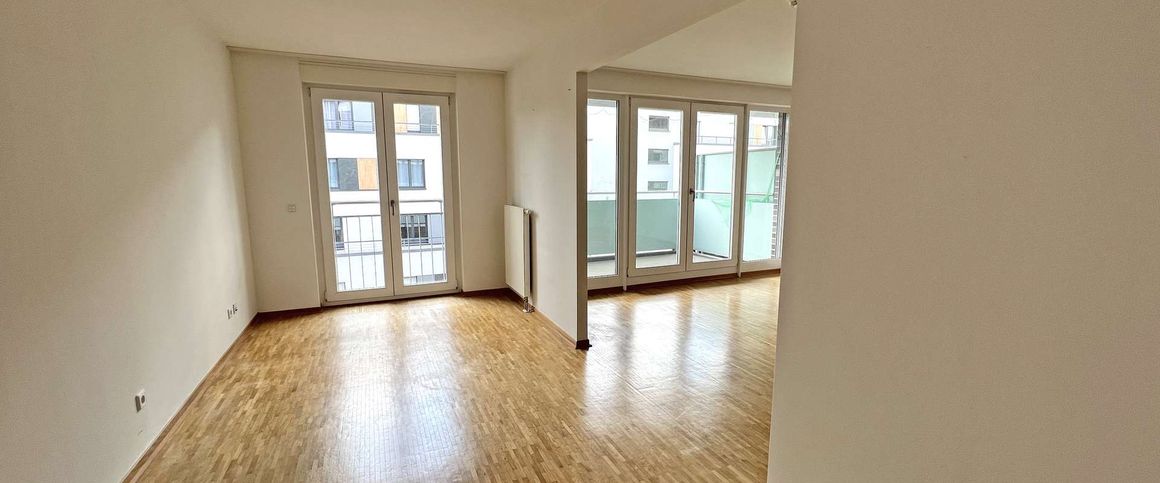 Familienfreundliche 2,5-Zimmer-Wohnung mit EBK und Balkon in der City West - Foto 1