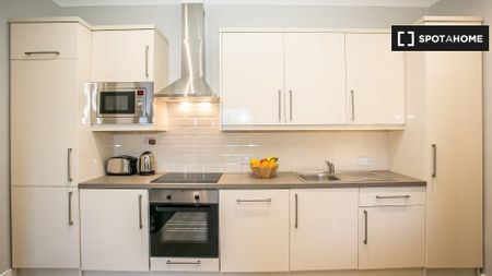 Cosy 1-bedroom flat to rent in Ballsbridge, Dublin - Photo 3