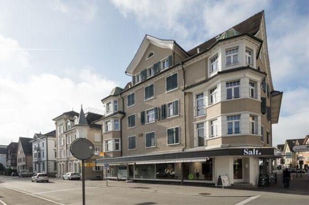 Charming townhouse in the center - Photo 1