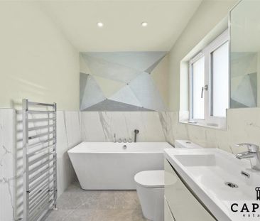 4 bedroom detached house to rent - Photo 6