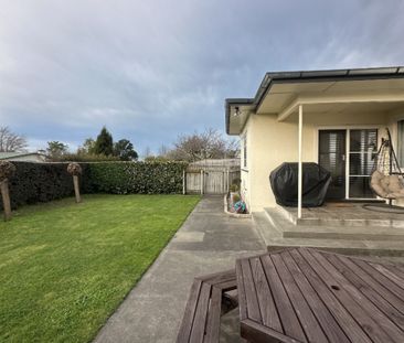 Parkvale Family Home - Photo 4