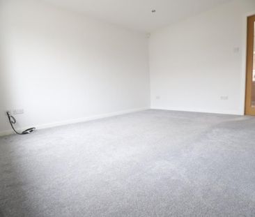 2 bedroom semi-detached house to rent - Photo 1